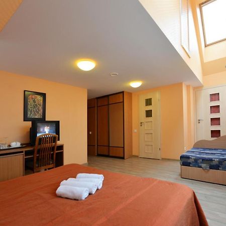 Hotel Raze Palanga Exteriér fotografie