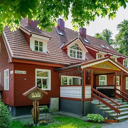 Hotel Raze Palanga Exteriér fotografie