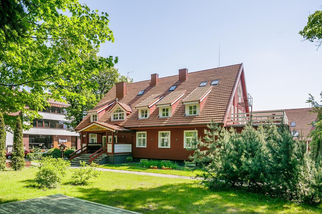 Hotel Raze Palanga Exteriér fotografie