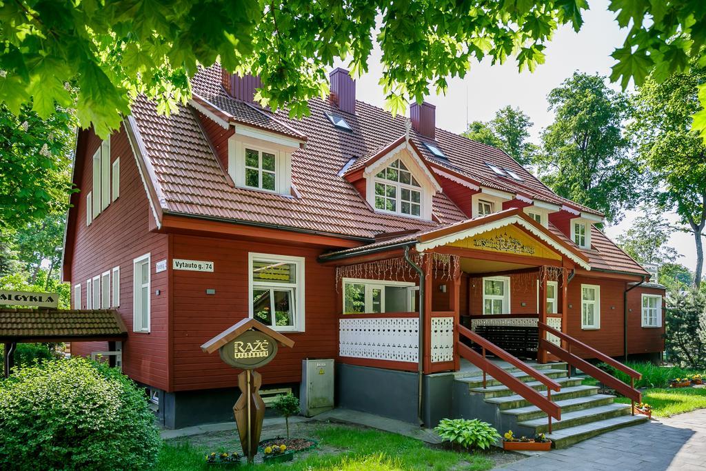 Hotel Raze Palanga Exteriér fotografie